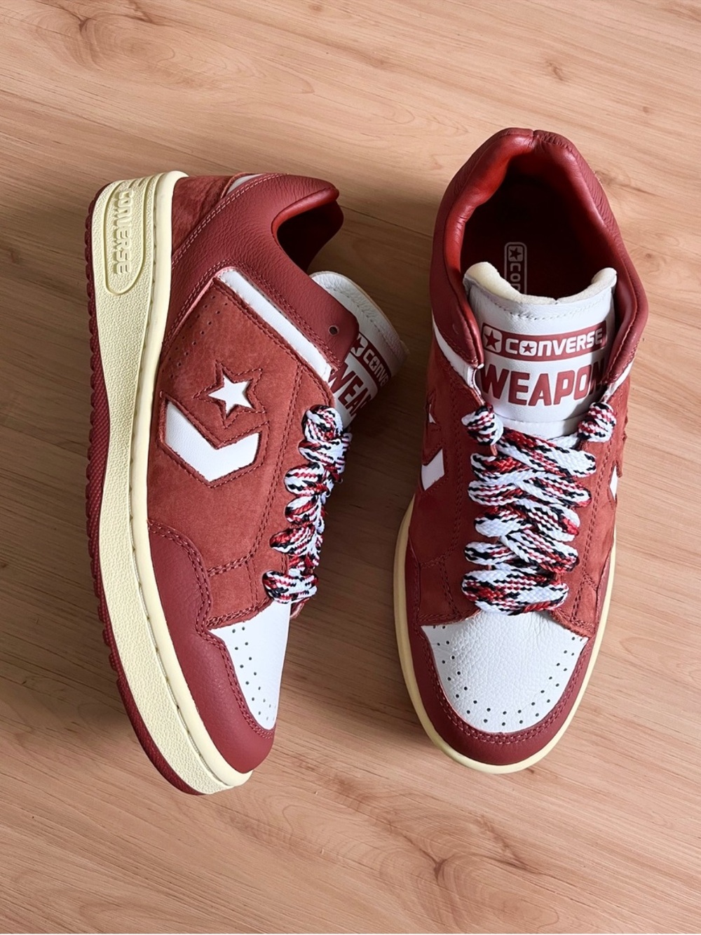Converse Weapon OX Paris
Men's Walking Shoes Size 9.0
Ritual Red White Sneakers - Picture 4 of 10